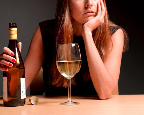Анонимное лечение женского алкоголизма в Томилино